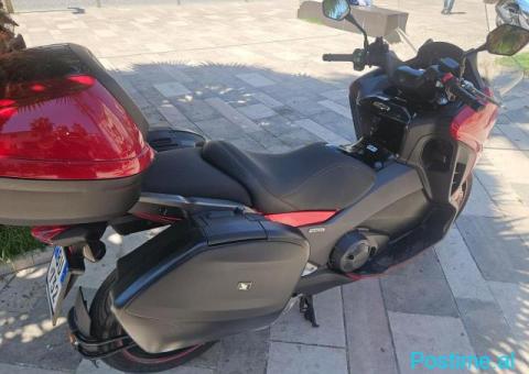 HONDA INTEGRA 750CC - 8/9