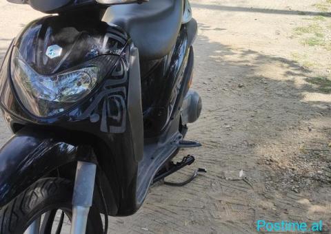 Piaggio Liberty 200 Sport - 3/4
