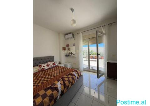 +355684394200 Shitet Apartament 3+1 me Verandë në Plazh!!! - 5/10
