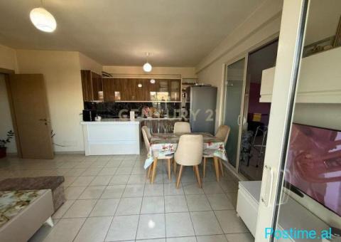 +355684394200 Shitet Apartament 3+1 me Verandë në Plazh!!! - 6/10
