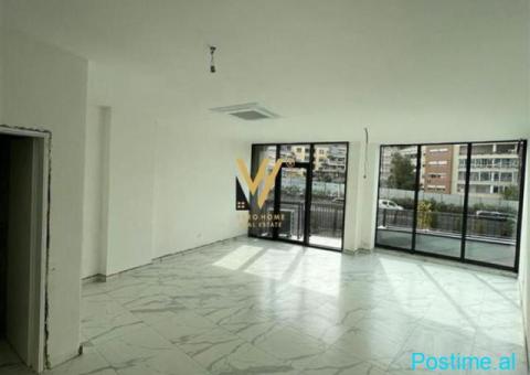 JEPET ZYRE 55 M2 ME QERA TE LAKE VIEW 1.000 EURO - 1/4