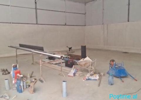 MAGAZINE ME QERA 250 M2 MEZEZE 1.300 EURO - 2/3