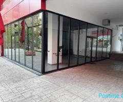 DYQAN ME QERA 85 M2 FARMACIA 10 RRUGA E DIBRES 1.700 EURO