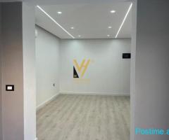 JEPET ZYRE 30 M2 ME QIRA TE 21 DHJETORI 400 EURO