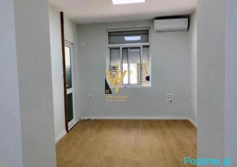 JEPET ZYRE 36 M2 ME QERA TE BLLOKU 450 EURO - 1/4