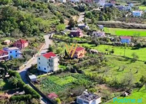 SHITET TOKE 2.000 M2 NE MARQINET, VORE 200.000 EURO