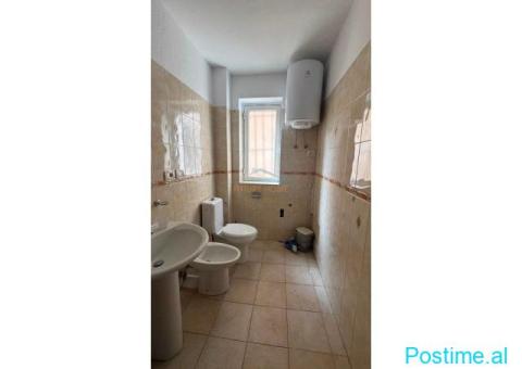 0692268458 Shitet, Apartament 3+1, Rruga Fortuzi, Tiranë - 10/10