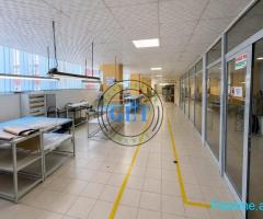 Jepet me qira ambient Biznesi 1300 m² me Qira| Ish Kënet, D