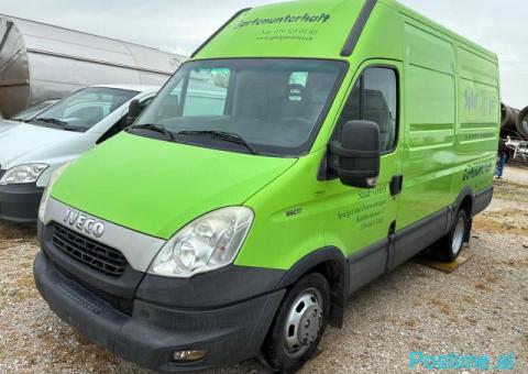 Furgon Iveco - 1/9