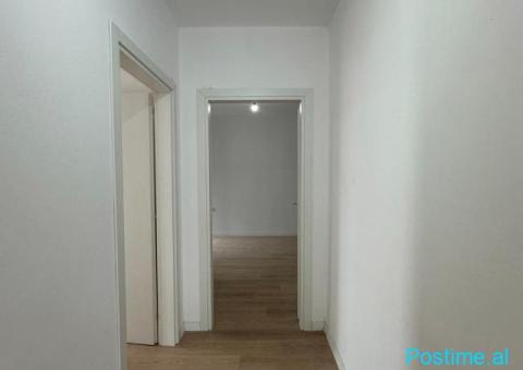 🏡 Shitet Apartament 3+1 te Komuna e Parisit - 3/8