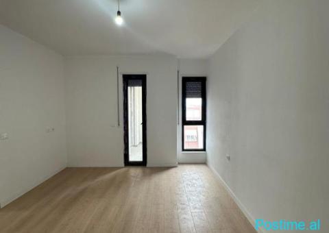 🏡 Shitet Apartament 3+1 te Komuna e Parisit - 7/8