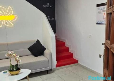🏡 JEPET ME QIRA VILË PËR BIZNES | BRRYLI – PRANË KLINIKËS I - 1/3