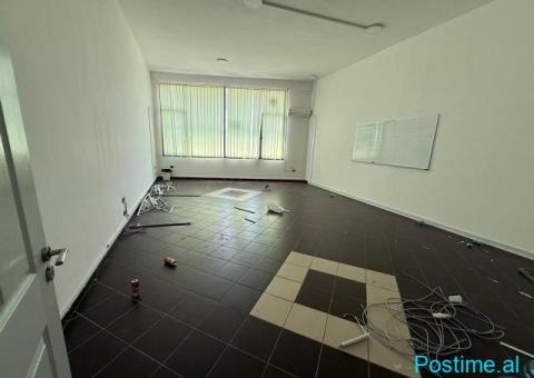 ZYRE ME QERA 320 M2 KOMUNA E PARISIT 2.400 EURO - 4/5