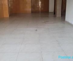 MAGAZINE ME QERA 250 M2 AUTOSTRADA TR-DR 900 EURO