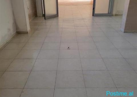 MAGAZINE ME QERA 250 M2 AUTOSTRADA TR-DR 900 EURO - 2/4