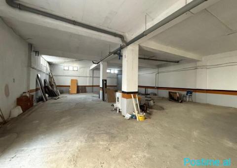 DYQAN DHE MAGAZINE ME QERA 400 M2 CASA ITALIA 1.400 EURO - 3/3