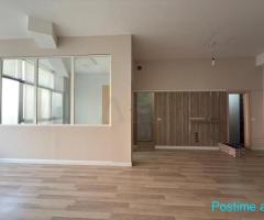 AMBIENT BIZNESI ME QERA 130 M2 ASTIR 1.300 EURO