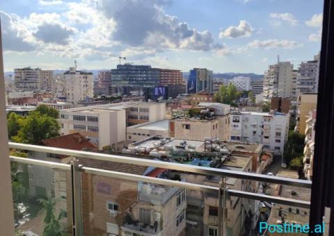 Tirane, jepet me qera, zyre ose shtëpi pa mobilim - 1/5