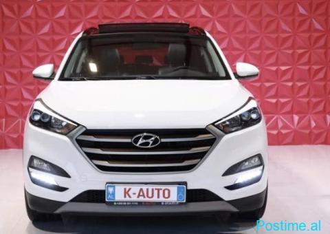 Hyundai Tuscon 4WD - 1/6