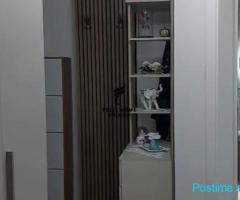 SHITET APARTAMENT 1+1 KINOSTUDIO 14.600.000 LEKE FH-95055