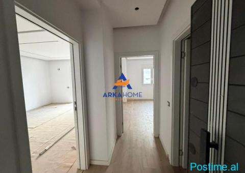 SHITET APARTAMENT 1+1+BALLKON 'KMY, YZBERISHT' 115000 EURO - 3/3