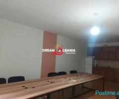 Zyre me qera ne rrugen e Elbasanit (ID 4261948)