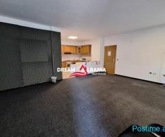 Jepet Me Qera Ambient Biznesi ne Bllok (ID 42611541)