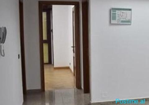 🏢 JEPET ZYRË ME QIRA | QENDËR, TIRANË 📍 Qendër, Tiranë 🏢 - 3/3