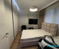 ????Shitet Apartament 3+1 te Kompleksi FZ, Liqeni i Thate????