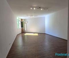 Jepet me Qira Ambient Zyre – 1+1 në Qendër