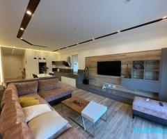 JEPET ME QIRA APARTAMENT 3+1+2+ 1 POST PARKIM  Vendndodhja: Kopshti Zoologjik