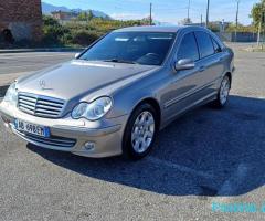 Mercedes Benz C class 220