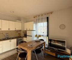 ???? Apartament 1+1 me Qira – Komuna e Parisit (pranë Parkut Olimpik)