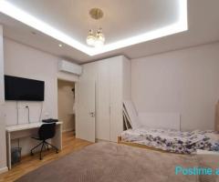 SUPER VILA NE SHITJE TE GJIRI LALZIT