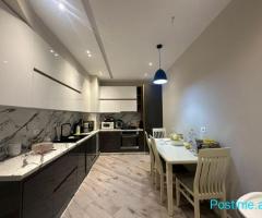 Shitet Dublex 3+1+3 me Verandë në Kodra e Diellit 2