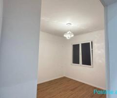 Shitet apartament 2+1 Rruga e Durresit