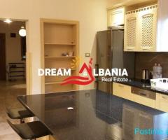 Vile private ne shitje ne zonen e Don Bosco prane kompleksit