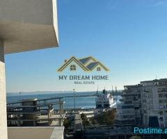 Shitet Apartament 3+1 Prane Stacionit Trenit Durres!