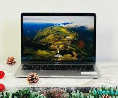 MACBOOK PRO 13” 2018