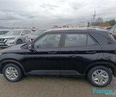 Hyundai Venue automatike