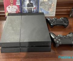 PS4 classic OKAZION super gjendje me dy leva dhe lojra