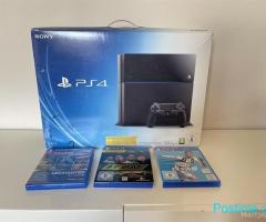 PS4 clasic ne kuti origjinale pothuaj I ri me dy leva dhe lo