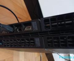 PLAYSTATION 4 500 GB ME 2 CONTROLLER