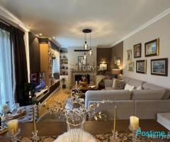 VILË PËR SHITJE NË MJULL BATHORE (PRANË TEG)