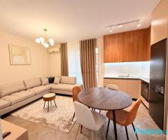 Shitet, Apartament 1+1, Fresk, Tiranë.