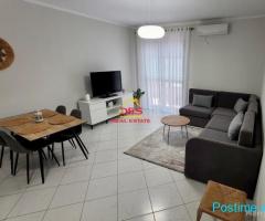???????? JEPET APARTAMENT 1+1 ME QIRA NË LUNGOMARE, VLORË