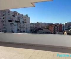 SHITET APARTAMENT 2+1+VERANDE, RROTA E KUQE PLAZH, DURRES.