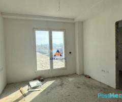 SHITET APARTAMENT 2+1+VERAND+TARRACË “KOMPLEKSI VIND,ALI DEM