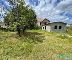 Shitet Shtepi Private Bathore , Kamez