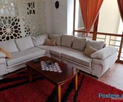 SHITET OSE JEPET ME QERA DURRES SHTEPI NE PALLAT